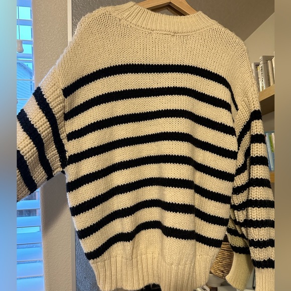 H&M Striped Sweater - Picture 4 of 5